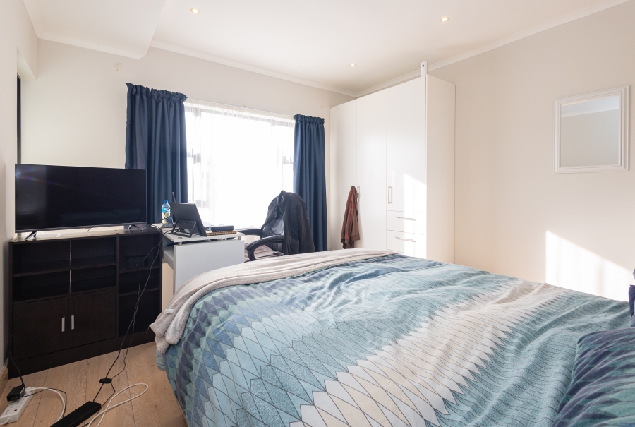 3 Bedroom Property for Sale in Parklands North Western Cape
